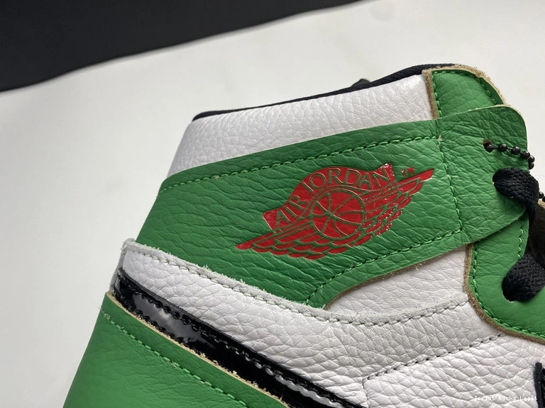 -300 Mid DB4612  Jordan 1 Air 0411